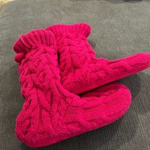 Gap pink Pom Pom slippers